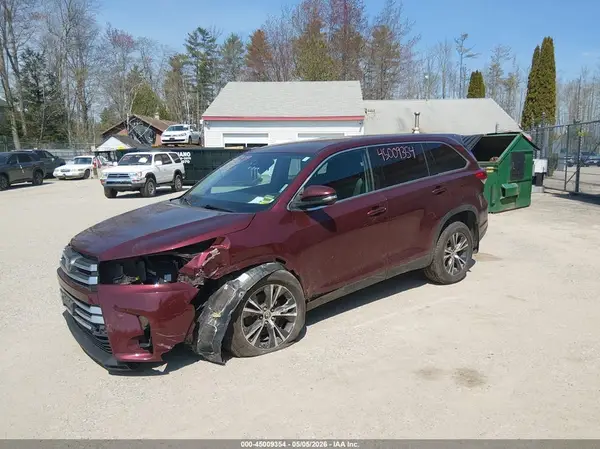 5TDBZRFH6KS937032 2019 TOYOTA HIGHLANDER - Image 2
