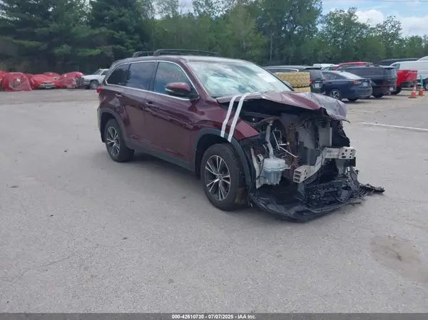 5TDBZRFH6KS943719 2019 TOYOTA HIGHLANDER - Image 1