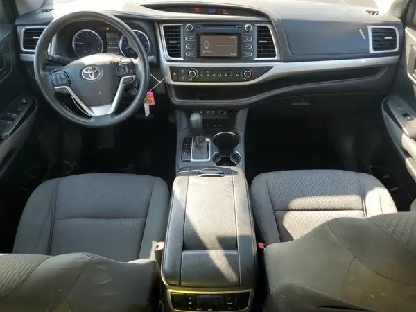 5TDBZRFH6KS962125 2019 TOYOTA HIGHLANDER - Image 8