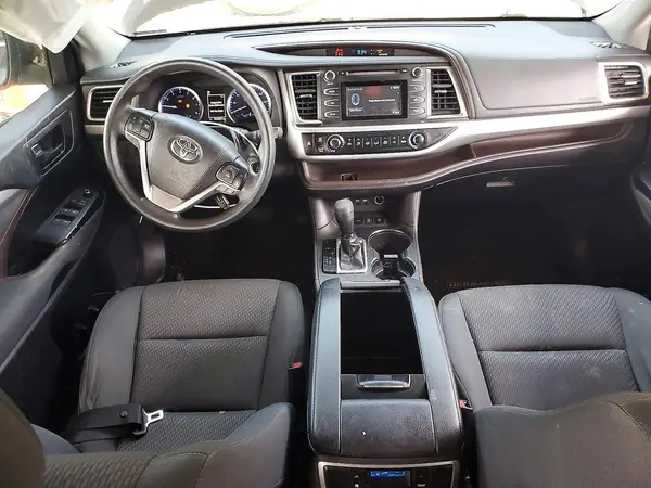 5TDBZRFH6KS962271 2019 TOYOTA HIGHLANDER - Image 8