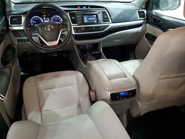 5TDBZRFH6KS966529 2019 TOYOTA HIGHLANDER - Image 8