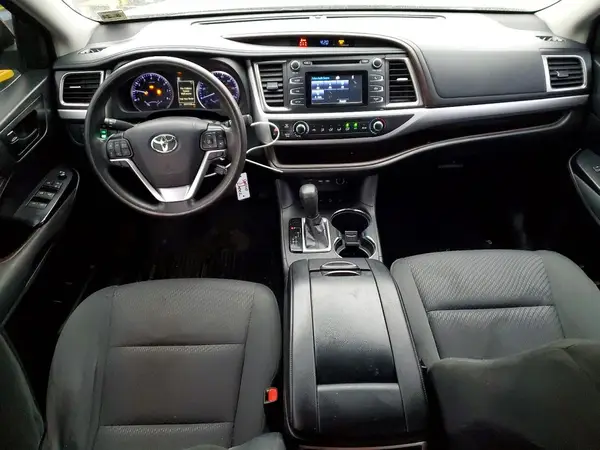 5TDBZRFH6KS971097 2019 TOYOTA HIGHLANDER - Image 8