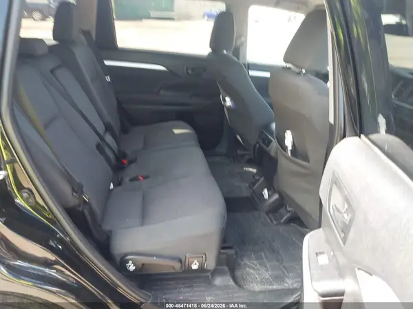 5TDBZRFH6KS975411 2019 TOYOTA HIGHLANDER - Image 8