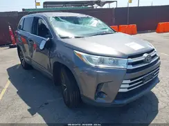 5TDBZRFH6KS978454 2019 TOYOTA HIGHLANDER