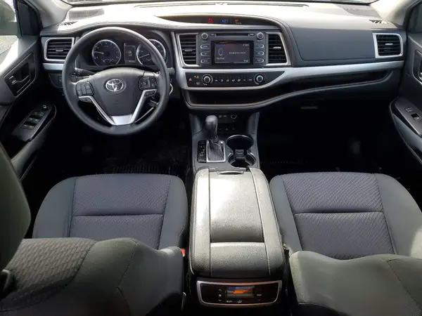 5TDBZRFH6KS995190 2019 TOYOTA HIGHLANDER - Image 8