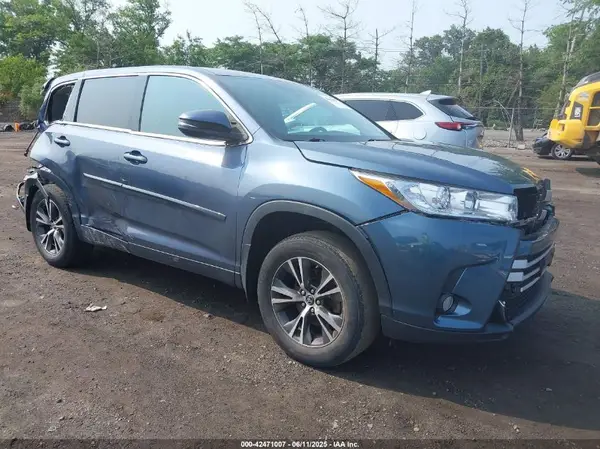 5TDBZRFH7HS360925 2017 TOYOTA HIGHLANDER - Image 1