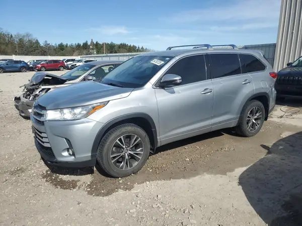 5TDBZRFH7HS367566 2017 TOYOTA HIGHLANDER - Image 1