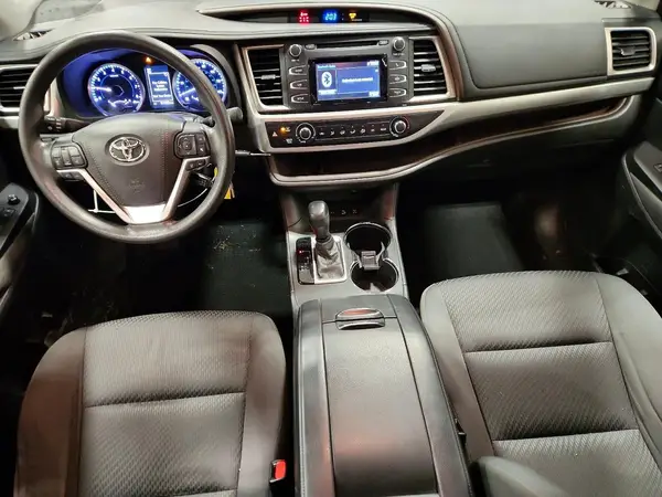 5TDBZRFH7HS374405 2017 TOYOTA HIGHLANDER - Image 8