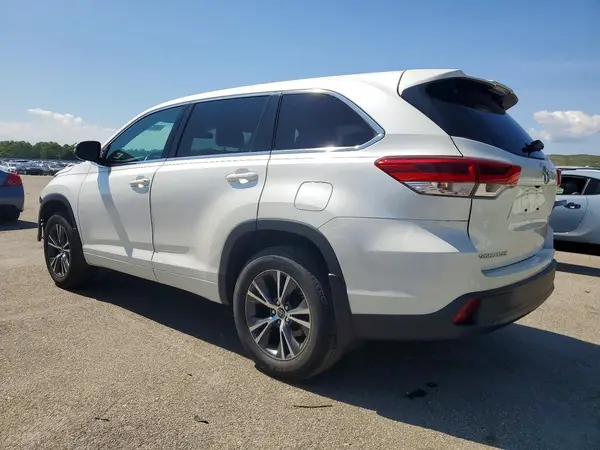 5TDBZRFH7HS426437 2017 TOYOTA HIGHLANDER - Image 2