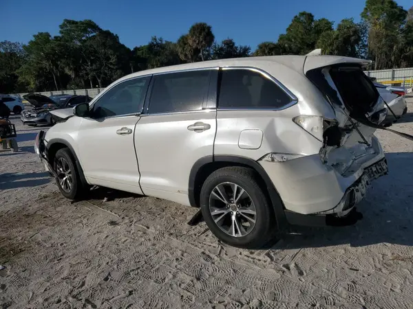 5TDBZRFH7HS429208 2017 TOYOTA HIGHLANDER - Image 2