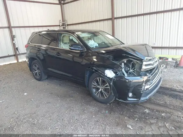 5TDBZRFH7HS450429 2017 TOYOTA HIGHLANDER - Image 1