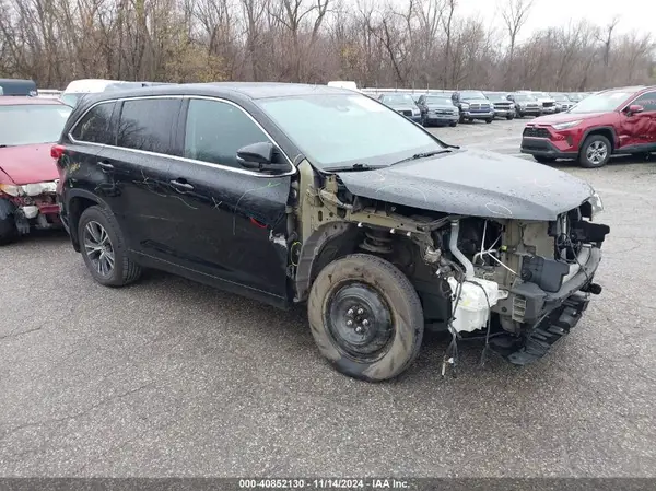 5TDBZRFH7JS835432 2018 TOYOTA HIGHLANDER - Image 1