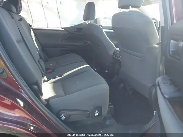 5TDBZRFH7JS870570 2018 TOYOTA HIGHLANDER - Image 8