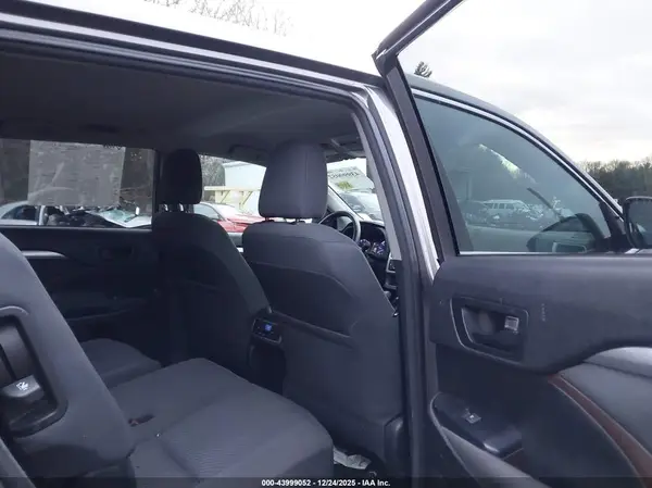 5TDBZRFH7JS872108 2018 TOYOTA HIGHLANDER - Image 8