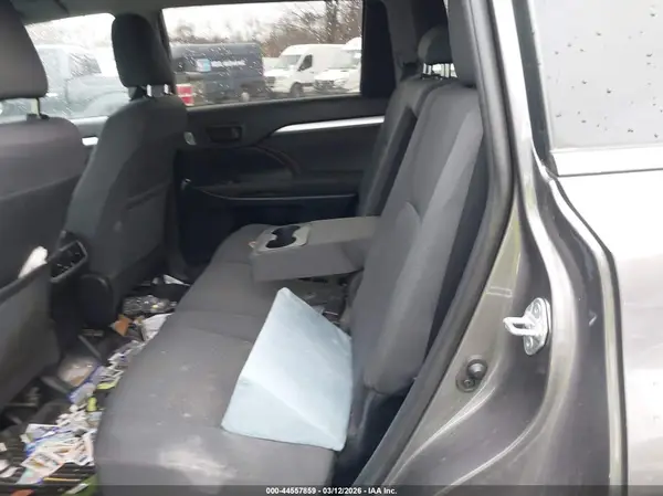 5TDBZRFH7KS711002 2019 TOYOTA HIGHLANDER - Image 8