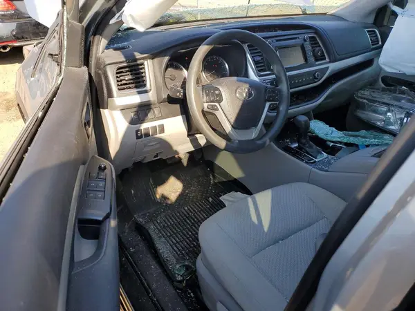 5TDBZRFH7KS722825 2019 TOYOTA HIGHLANDER - Image 8