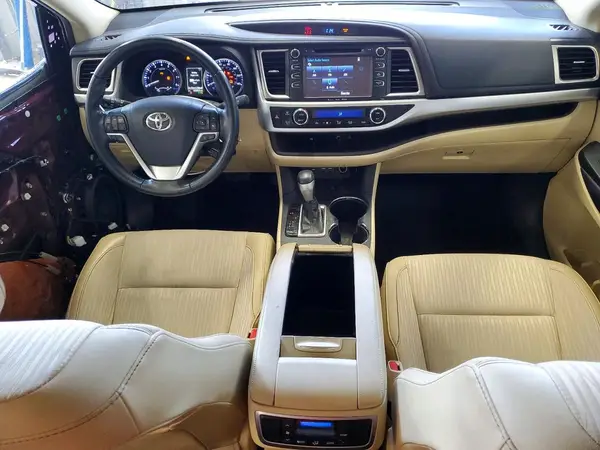 5TDBZRFH7KS728009 2019 TOYOTA HIGHLANDER - Image 8