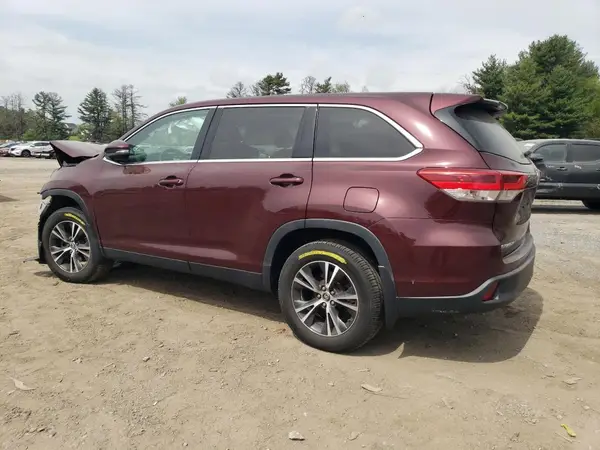 5TDBZRFH7KS738216 2019 TOYOTA HIGHLANDER - Image 2