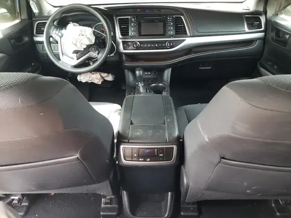 5TDBZRFH7KS738216 2019 TOYOTA HIGHLANDER - Image 8
