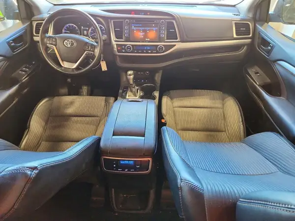 5TDBZRFH7KS918800 2019 TOYOTA HIGHLANDER - Image 8