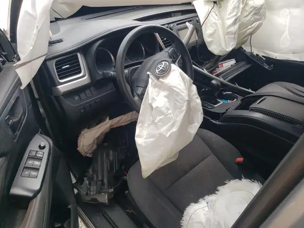5TDBZRFH7KS938335 2019 TOYOTA HIGHLANDER - Image 8