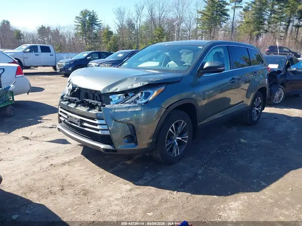5TDBZRFH7KS944233 2019 TOYOTA HIGHLANDER - Image 2