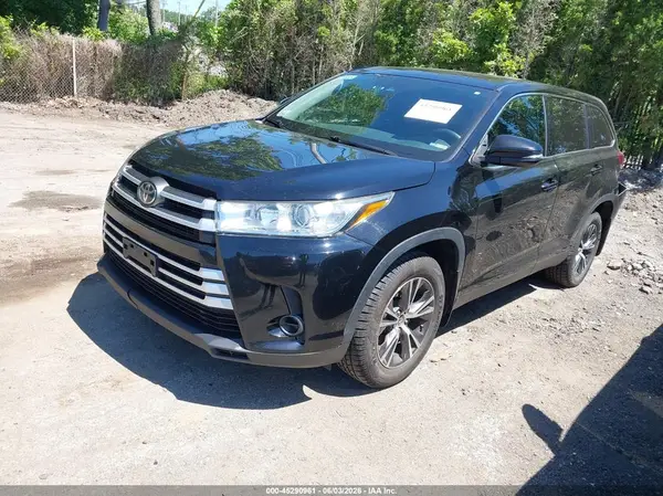 5TDBZRFH7KS988166 2019 TOYOTA HIGHLANDER - Image 2