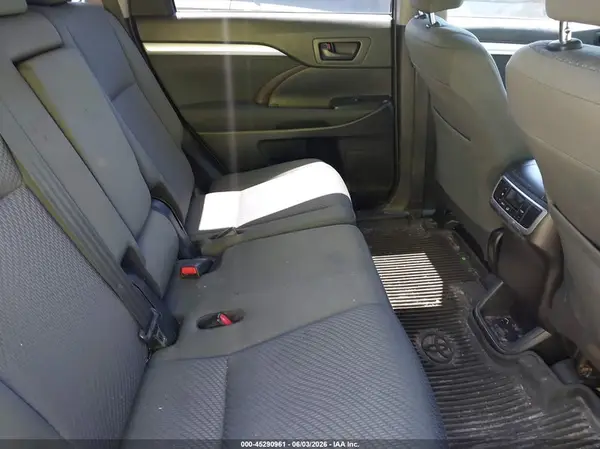 5TDBZRFH7KS988166 2019 TOYOTA HIGHLANDER - Image 8