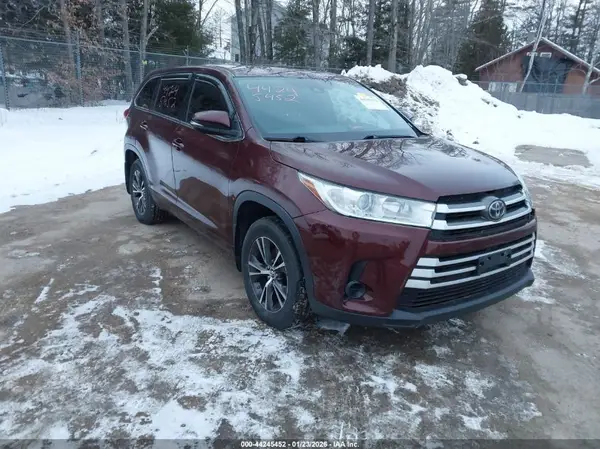 5TDBZRFH8HS406052 2017 TOYOTA HIGHLANDER - Image 1