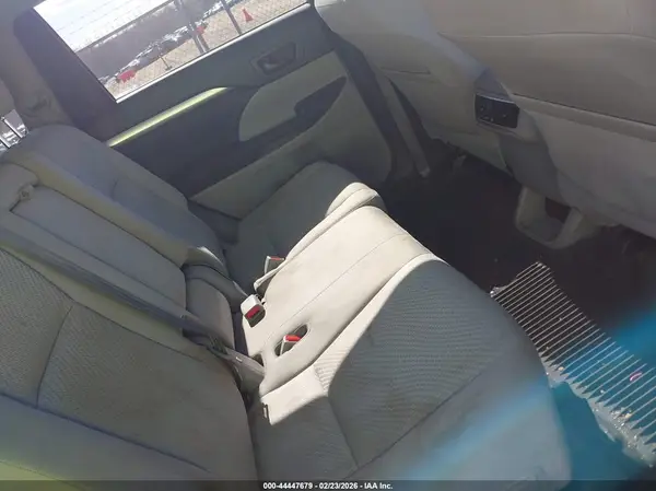 5TDBZRFH8HS423871 2017 TOYOTA HIGHLANDER - Image 8