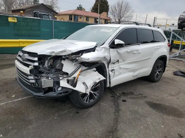 5TDBZRFH8HS430285 2017 TOYOTA HIGHLANDER - Image 1
