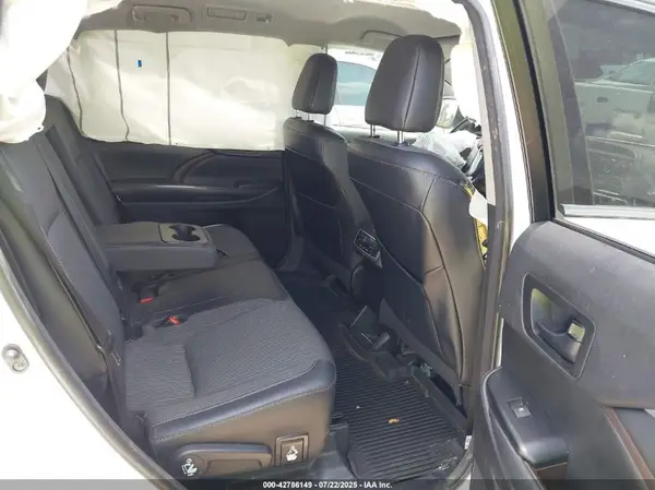 5TDBZRFH8JS844513 2018 TOYOTA HIGHLANDER - Image 8