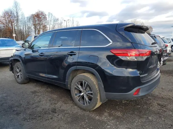 5TDBZRFH8JS885661 2018 TOYOTA HIGHLANDER - Image 2