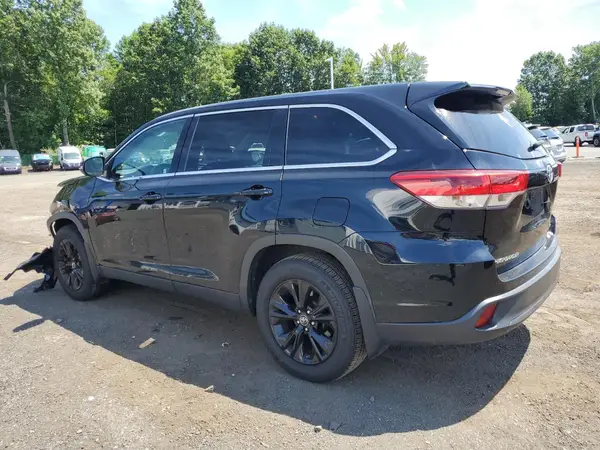 5TDBZRFH8KS710182 2019 TOYOTA HIGHLANDER - Image 2