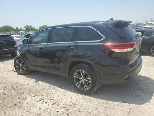 5TDBZRFH8KS719688 2019 TOYOTA HIGHLANDER - Image 2