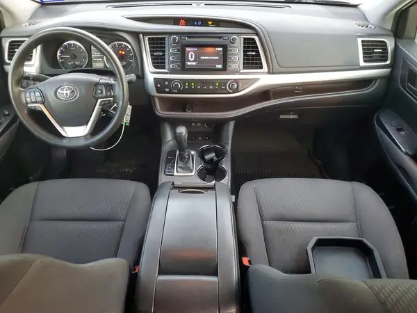 5TDBZRFH8KS736359 2019 TOYOTA HIGHLANDER - Image 8