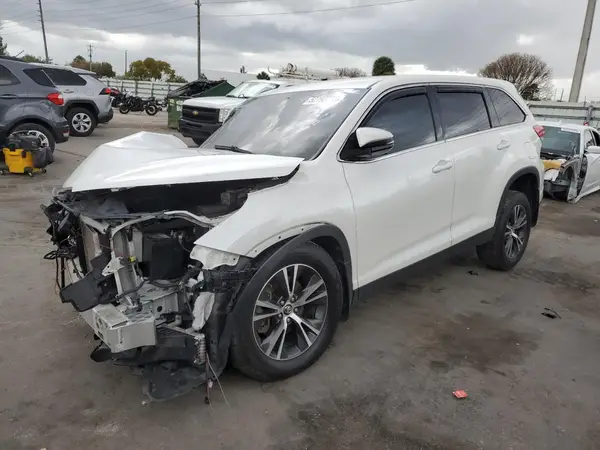 5TDBZRFH8KS924959 2019 TOYOTA HIGHLANDER - Image 1