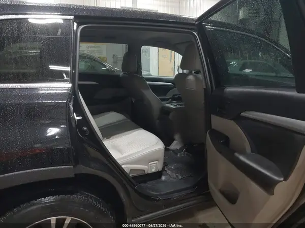 5TDBZRFH8KS933323 2019 TOYOTA HIGHLANDER - Image 8
