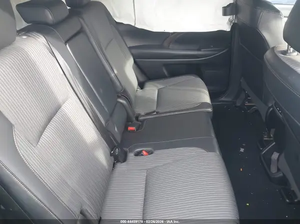 5TDBZRFH8KS949893 2019 TOYOTA HIGHLANDER - Image 8