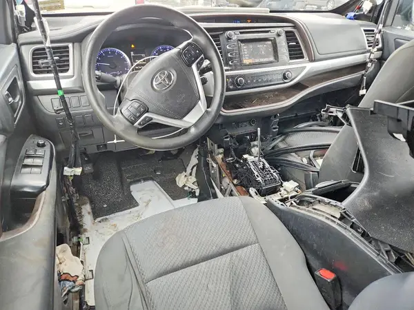 5TDBZRFH8KS951515 2019 TOYOTA HIGHLANDER - Image 8