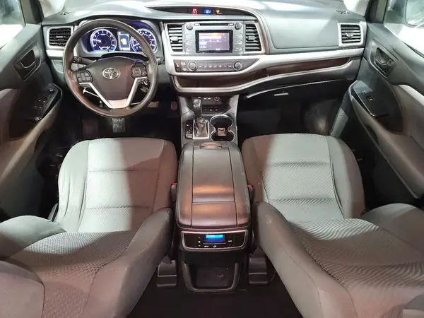 5TDBZRFH8KS965348 2019 TOYOTA HIGHLANDER - Image 8