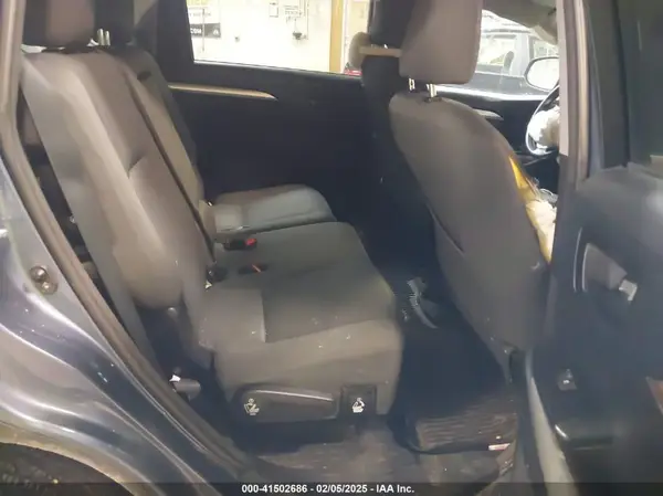 5TDBZRFH9HS360702 2017 TOYOTA HIGHLANDER - Image 8