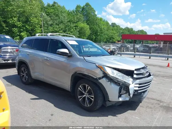 5TDBZRFH9HS458757 2017 TOYOTA HIGHLANDER - Image 1