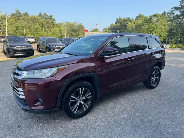 5TDBZRFH9HS475719 2017 TOYOTA HIGHLANDER - Image 2