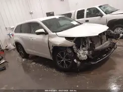 5TDBZRFH9JS821645 2018 TOYOTA HIGHLANDER