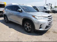 5TDBZRFH9JS834072 2018 TOYOTA HIGHLANDER