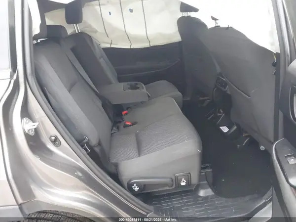5TDBZRFH9JS852748 2018 TOYOTA HIGHLANDER - Image 8