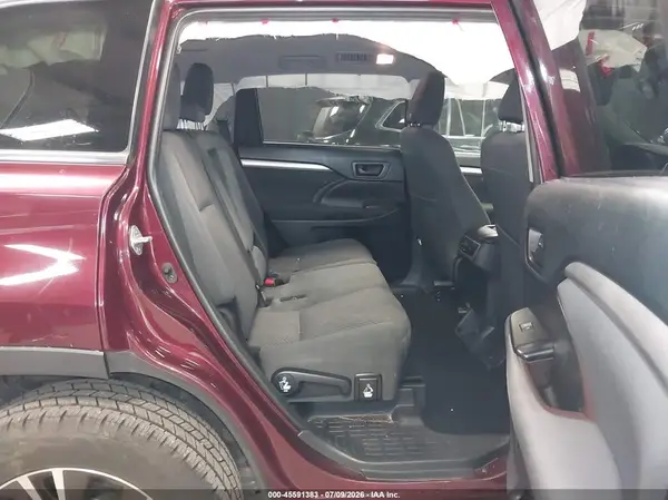 5TDBZRFH9KS915378 2019 TOYOTA HIGHLANDER - Image 8