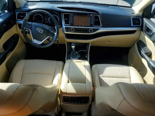 5TDBZRFH9KS936537 2019 TOYOTA HIGHLANDER - Image 8