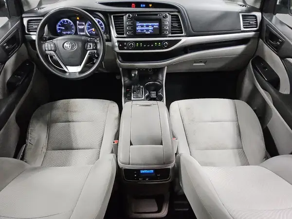 5TDBZRFH9KS945111 2019 TOYOTA HIGHLANDER - Image 8